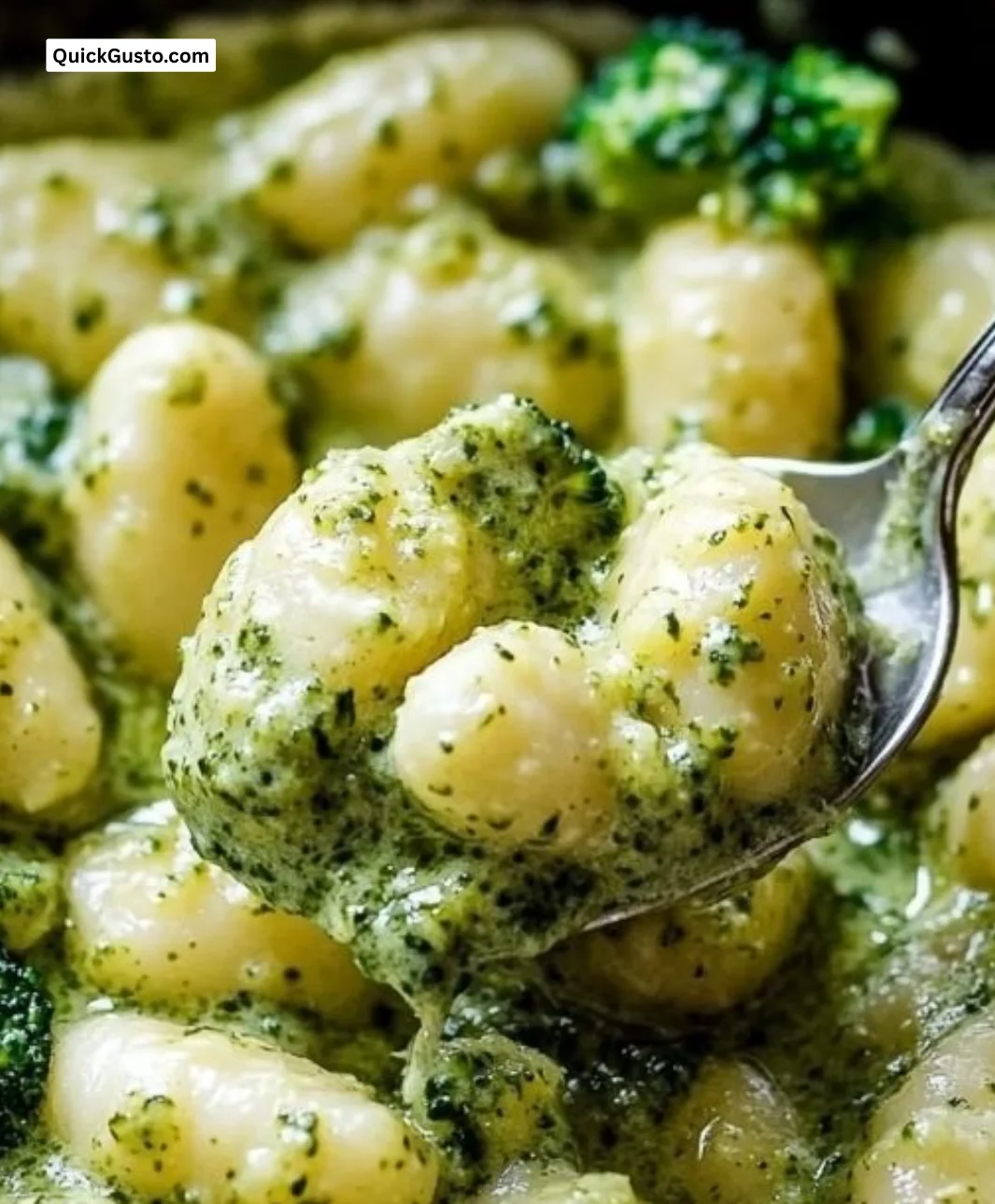 Creamy lemon pesto gnocchi with broccoli and kale in a flavorful dish.