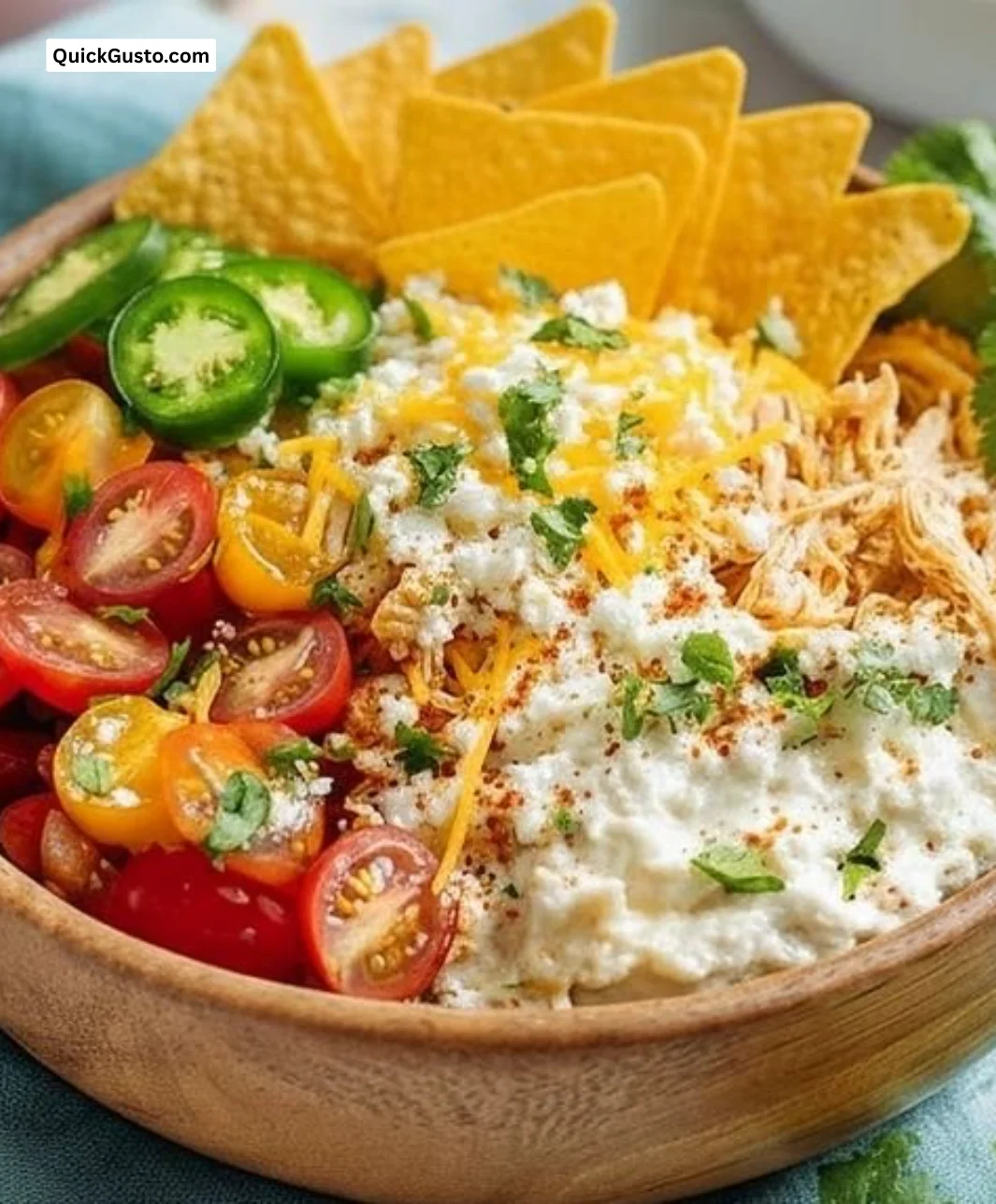 High-protein cottage cheese chicken taco bowl with fresh ingredients