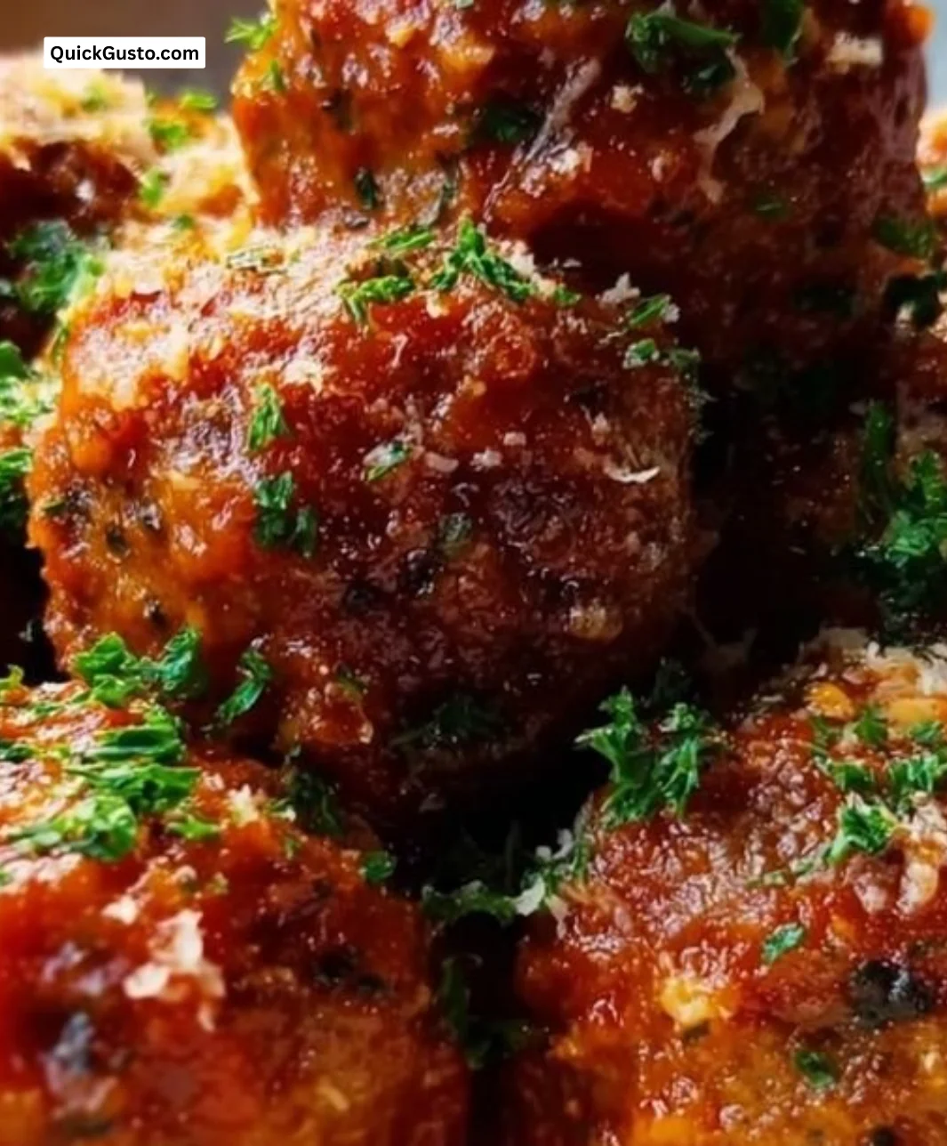 Delicious classic Italian meatballs served with marinara sauce