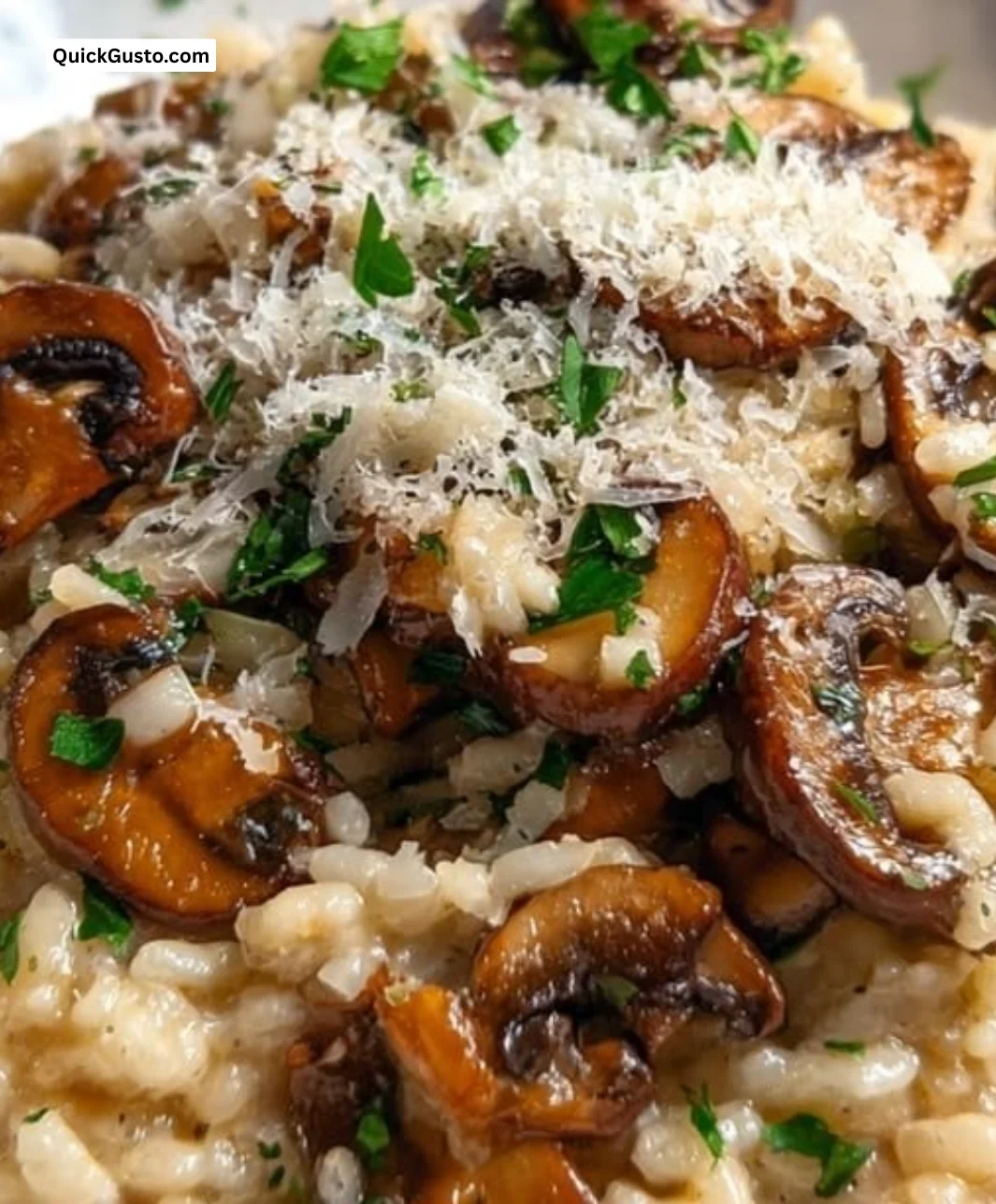 Creamy risotto with mushrooms, a classic Italian dish showcasing rich flavors.