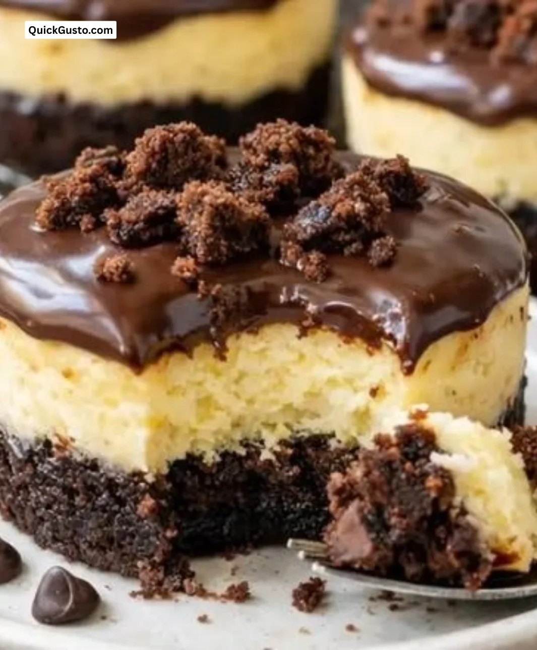 Loaded Brownie Cheesecake Cups with chocolate drizzle and creamy texture